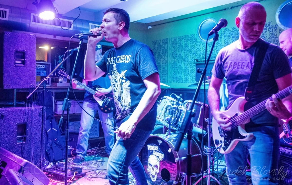 Funkce Šroubu vytáhla nabitý playlist, U Datla bylo opět hlasitě živo