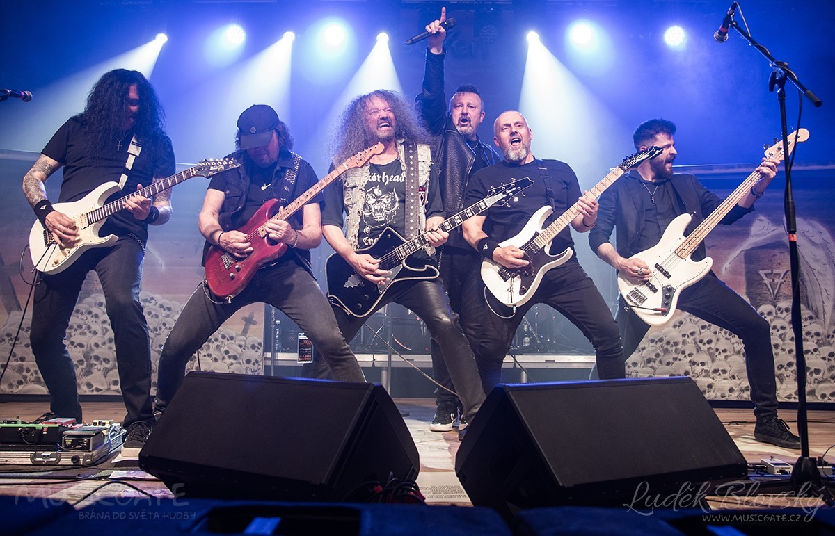 Metalový uragán boural Ševětín, kytarový nářez posunul Seven Fest do říše snů!