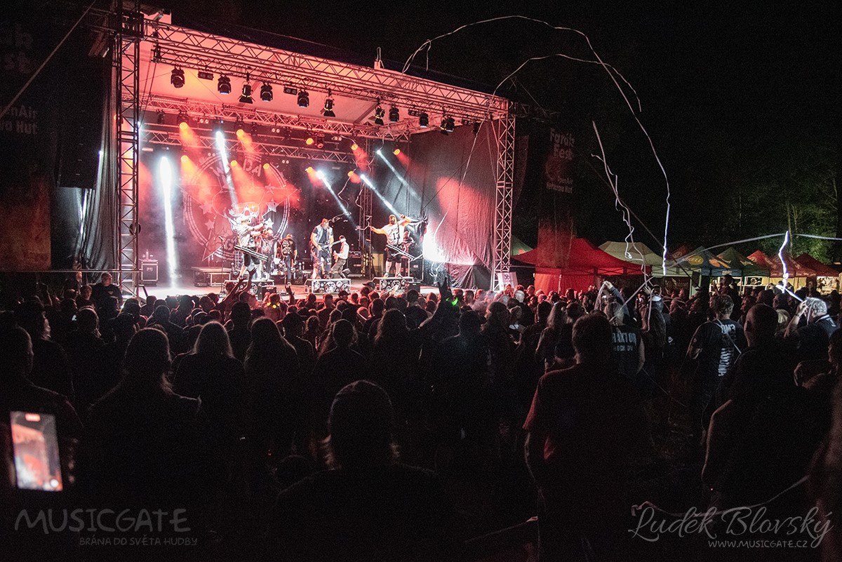Dobře obsazený Farák Fest vol. 11 nabídl multižánrový obsah a kvalitní zázemí všem zúčastněným