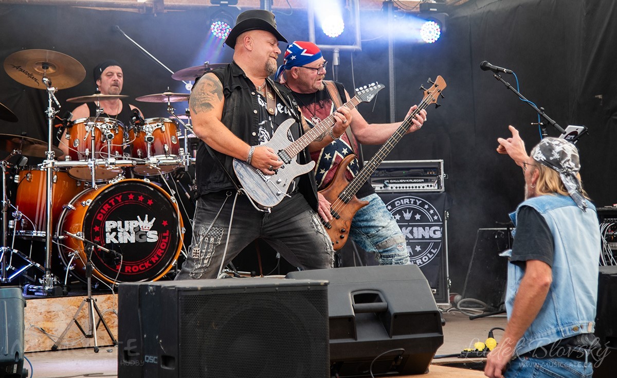 Koncertní oslava kulaté šedesátky – povedená rocková párty na Habeši v Plzni